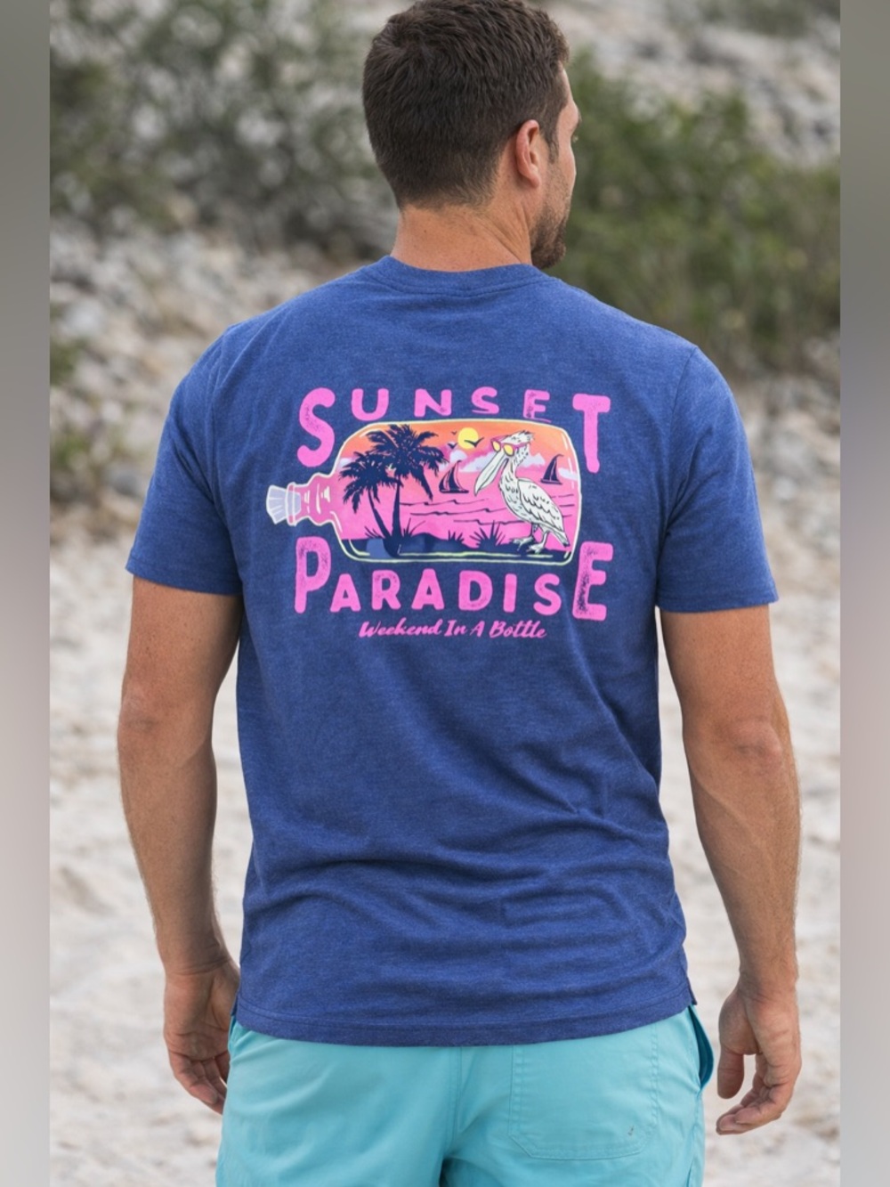 Chubbies Sunset Paradise Graphic Tee Blue Pocket T-Shirt Size Small